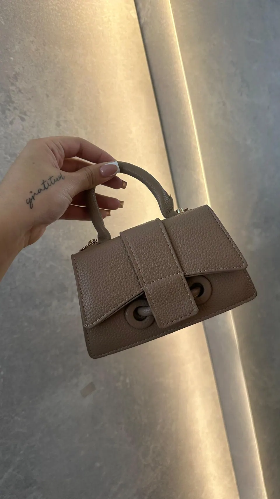 Bolso mini baul cuerina café